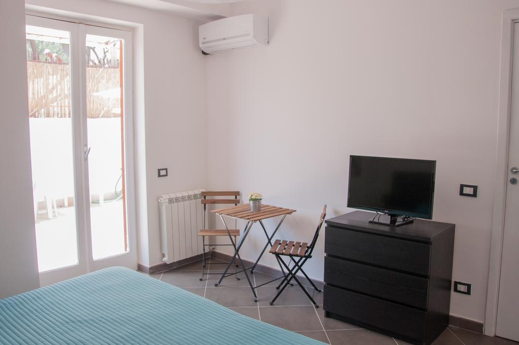 ريالمونتي B&B La Scala الغرفة الصورة