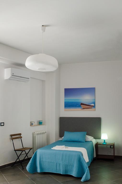 ريالمونتي B&B La Scala المظهر الخارجي الصورة